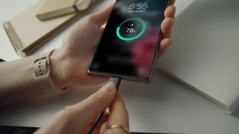 Telefon akkumulátor töltése: így csináld helyesen, hogy elkerüld a cserét!